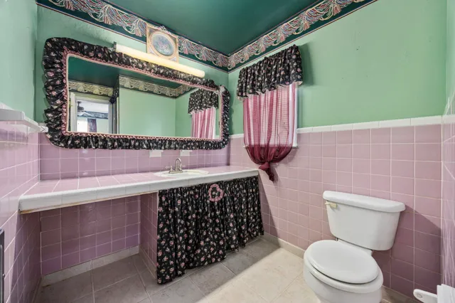 $359,999 | 708 Charlotte Road, Myrtle Beach, SC 29577