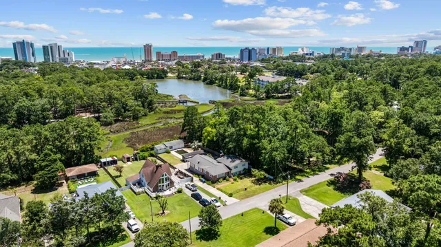 $359,999 | 708 Charlotte Road, Myrtle Beach, SC 29577