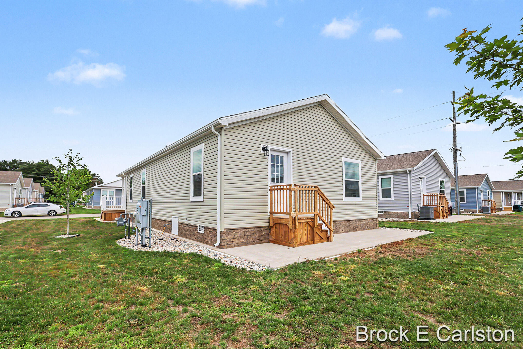 1283 East Ellis Road, Unit 28 Muskegon, MI 49441 - Photo 12 of 16 QJ1A9113