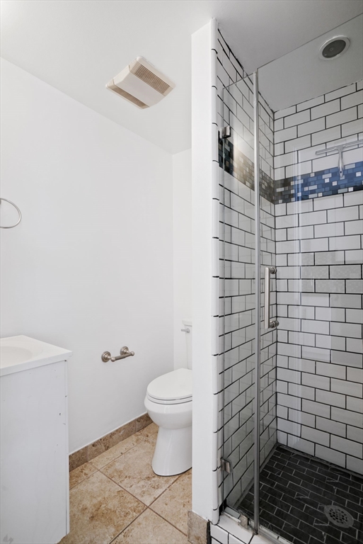 1 Unity Street, Unit 2F Boston, MA 02113 - Photo 11 of 16 a bathroom with a toilet and a shower