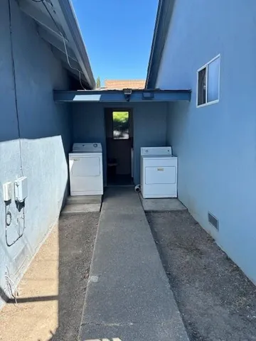 $1,095,000 | 939 South 7th Street, San Jose, CA 95112