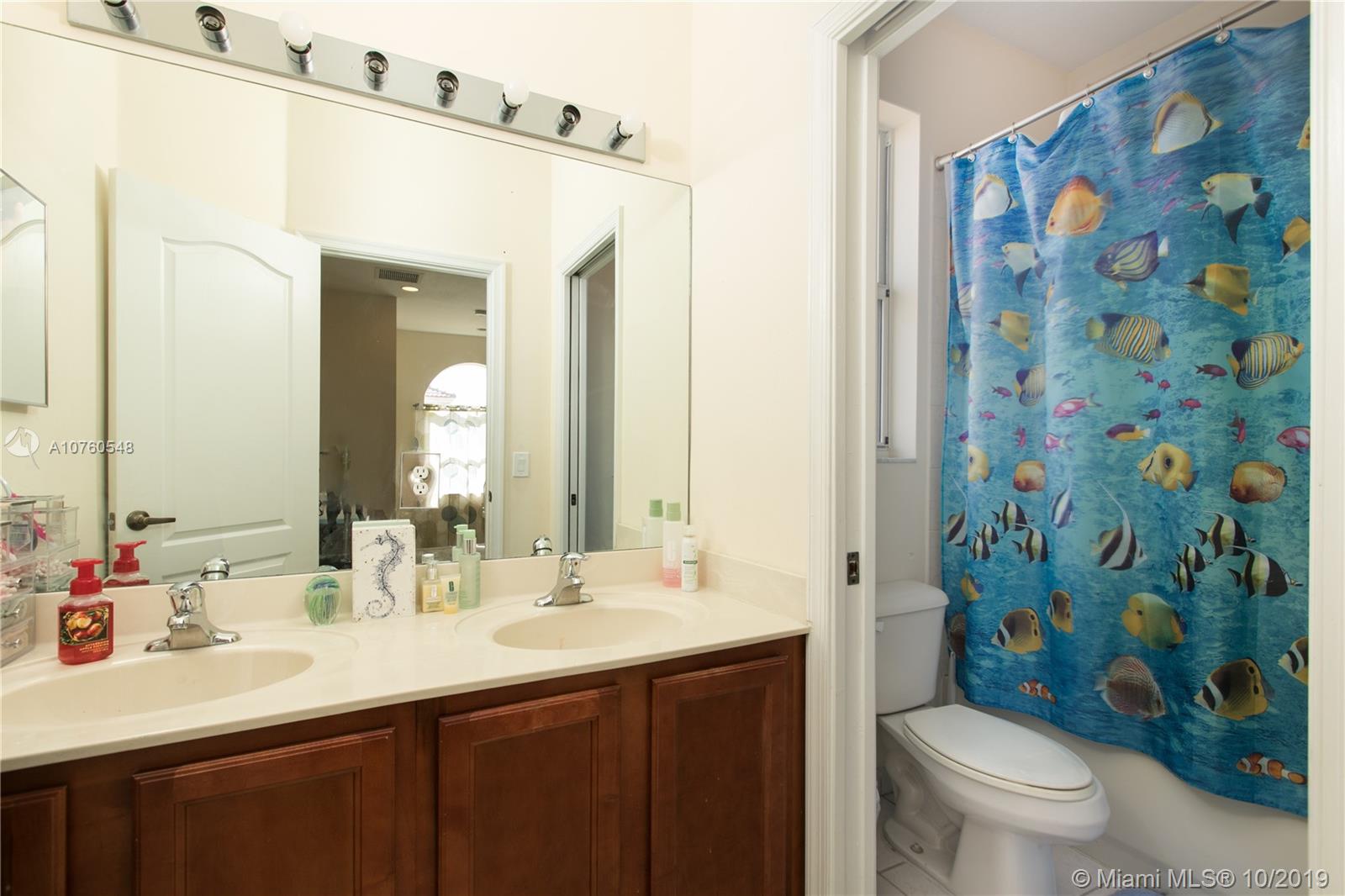 1153 Northeast 40th Road Homestead, FL 33033 - Photo 11 of 18 Gallery Image 11