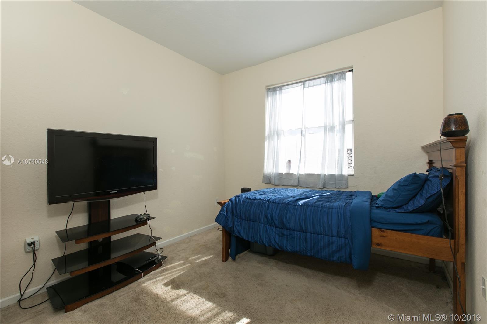 1153 Northeast 40th Road Homestead, FL 33033 - Photo 14 of 18 Gallery Image 14