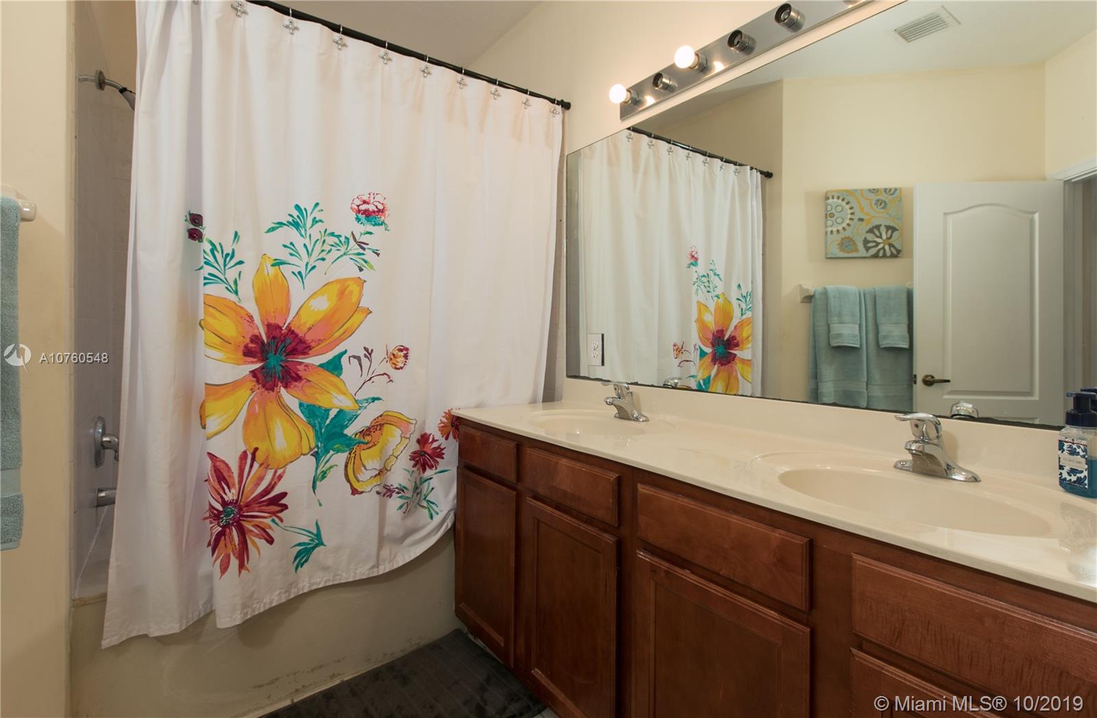 1153 Northeast 40th Road Homestead, FL 33033 - Photo 9 of 18 Gallery Image 9