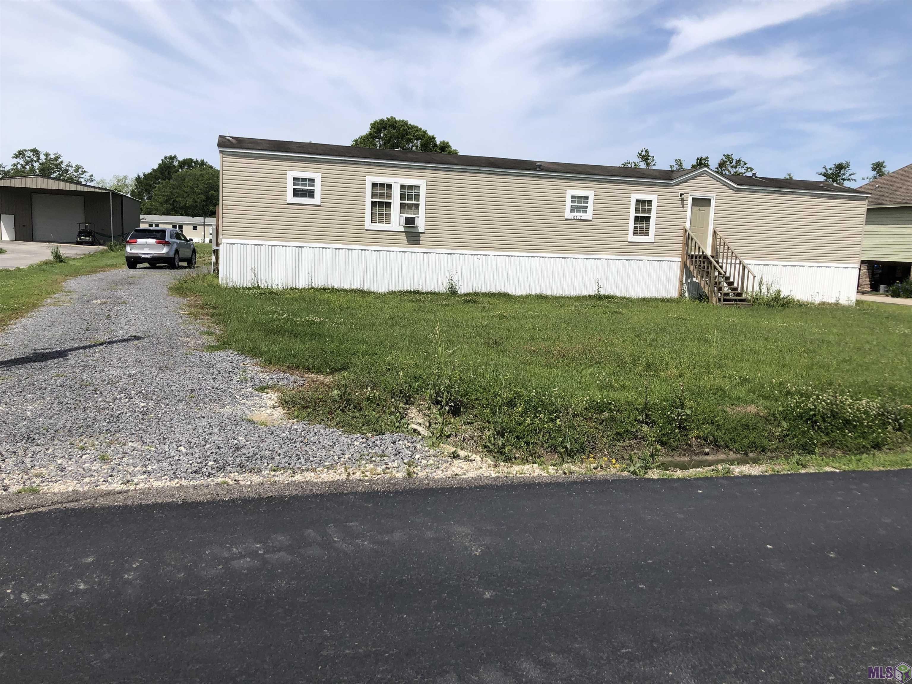 10517 Savoy Road St. Amant, LA 70774 - Photo 3 of 13