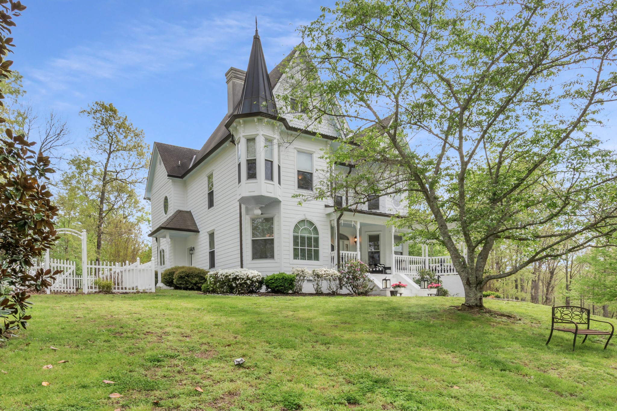 515 Cox Hollow Road Dover, TN 37058 - Photo 3 of 57 front view of house with a yard