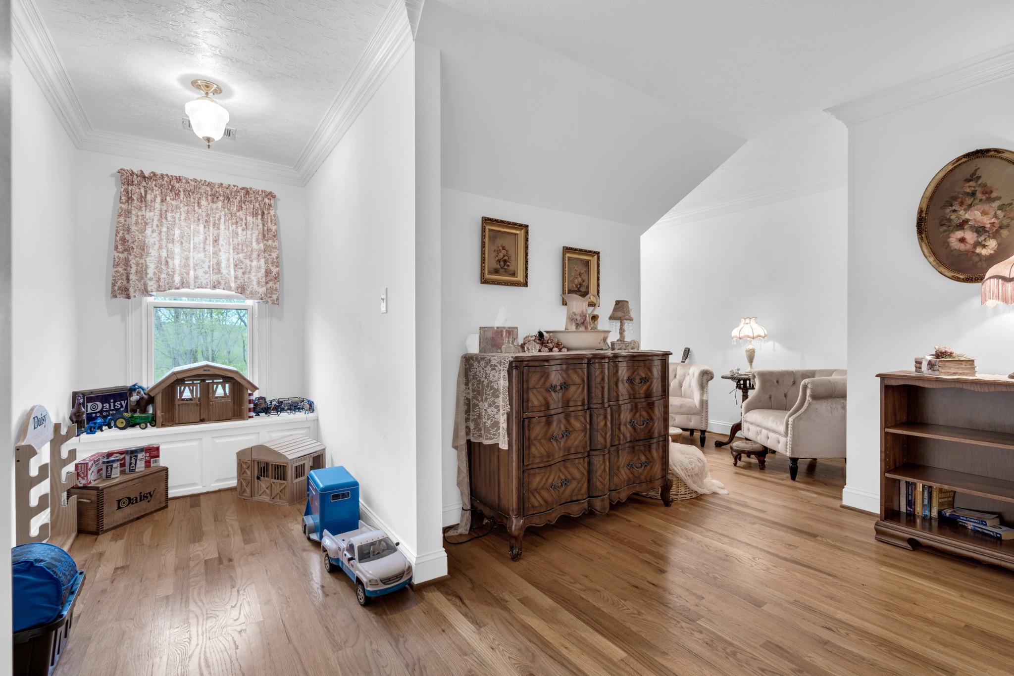 515 Cox Hollow Road Dover, TN 37058 - Photo 41 of 57 a living room with furniture and a flat screen tv