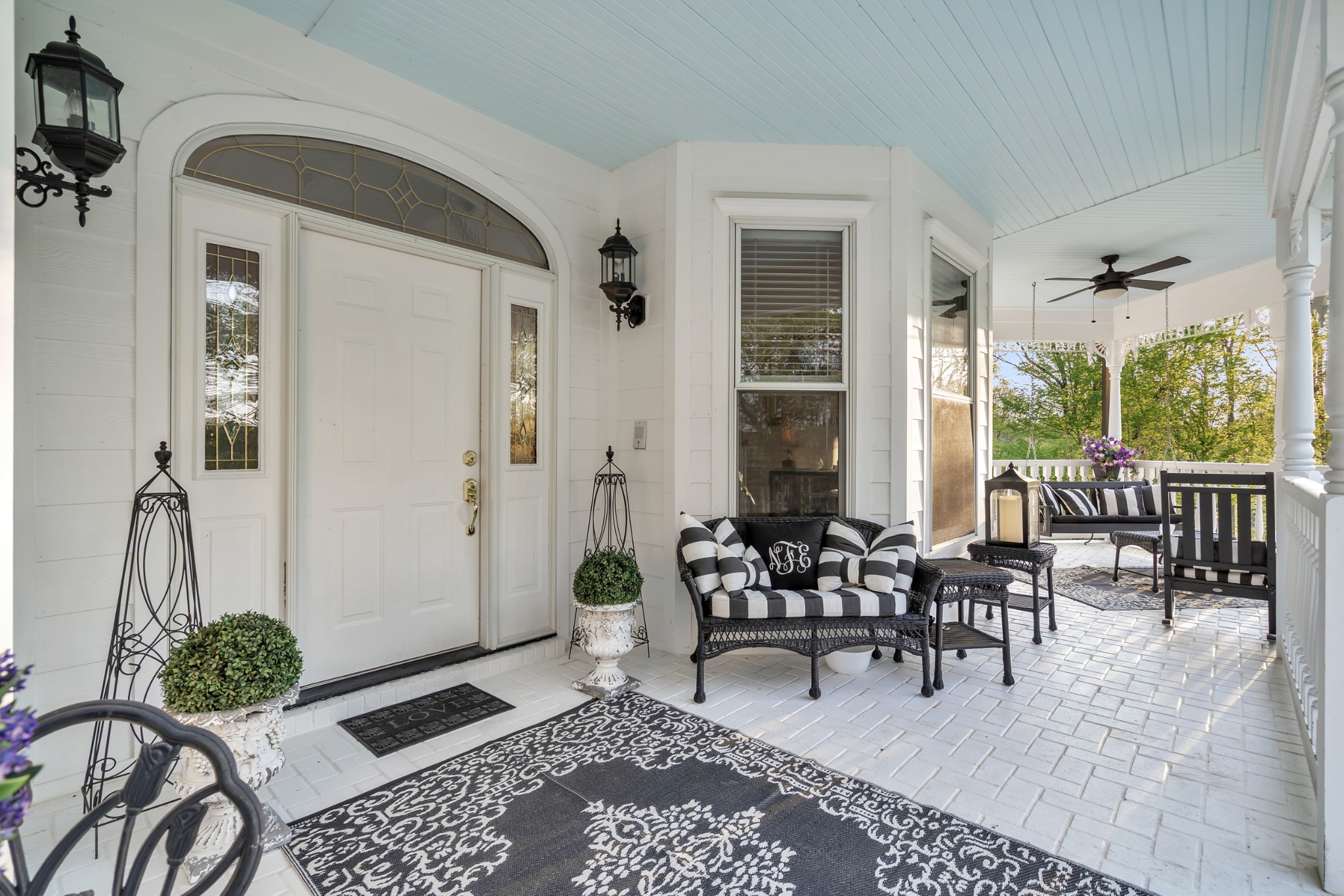 515 Cox Hollow Road Dover, TN 37058 - Photo 48 of 57 a living room with furniture and wooden floor