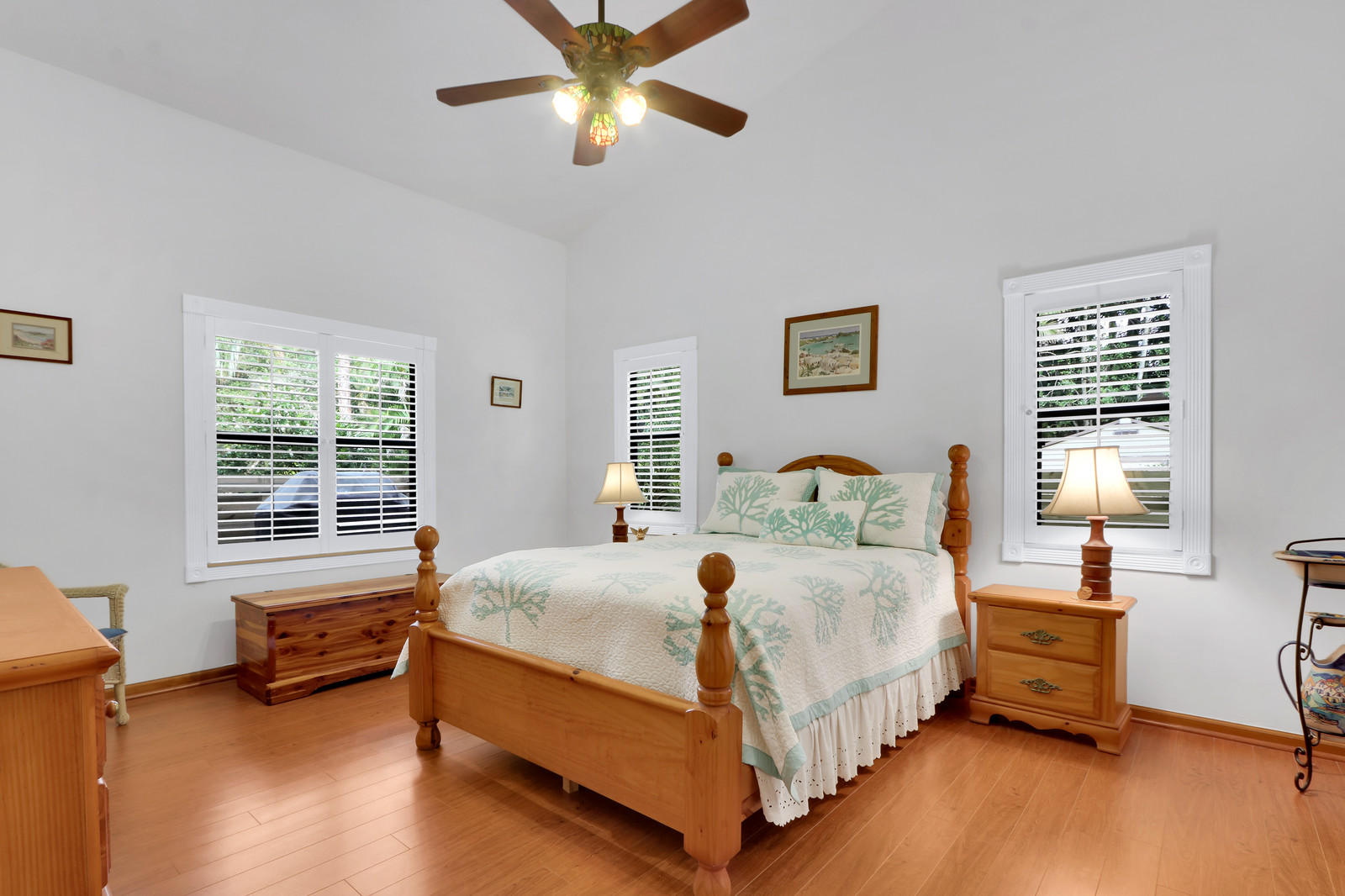 15359 Alexander Run Jupiter, FL 33478 - Photo 14 of 39 Master bedroom with vaulted ceiling