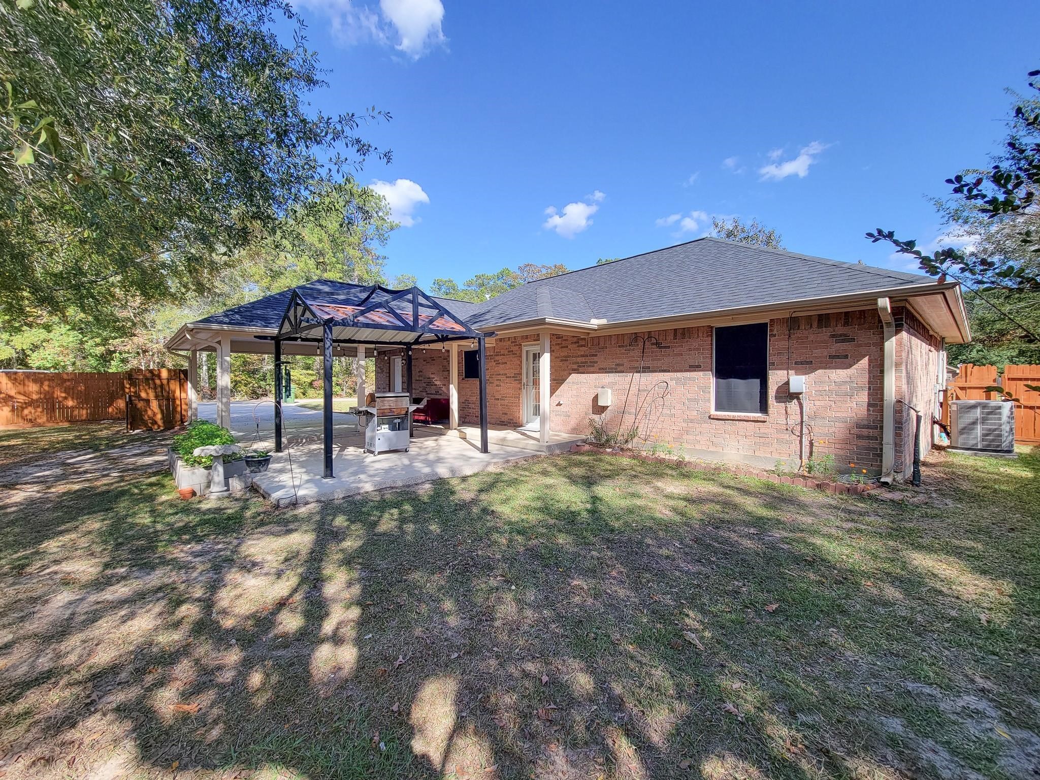 1000 Shell Avenue Cleveland, TX 77327 - Photo 31 of 34 Gallery Image 31