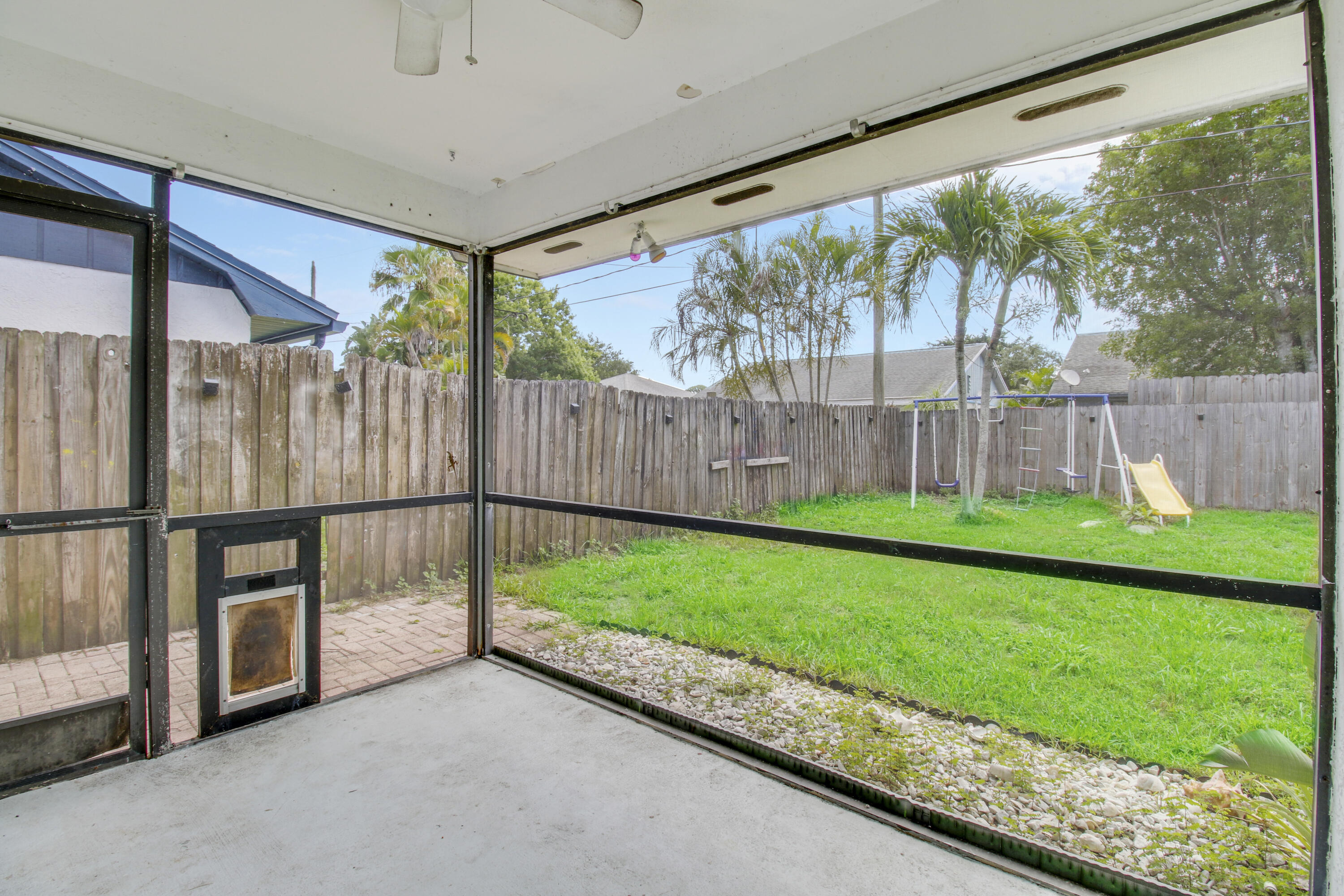 5929 Southeast Collins Avenue Stuart, FL 34997 - Photo 26 of 37 .