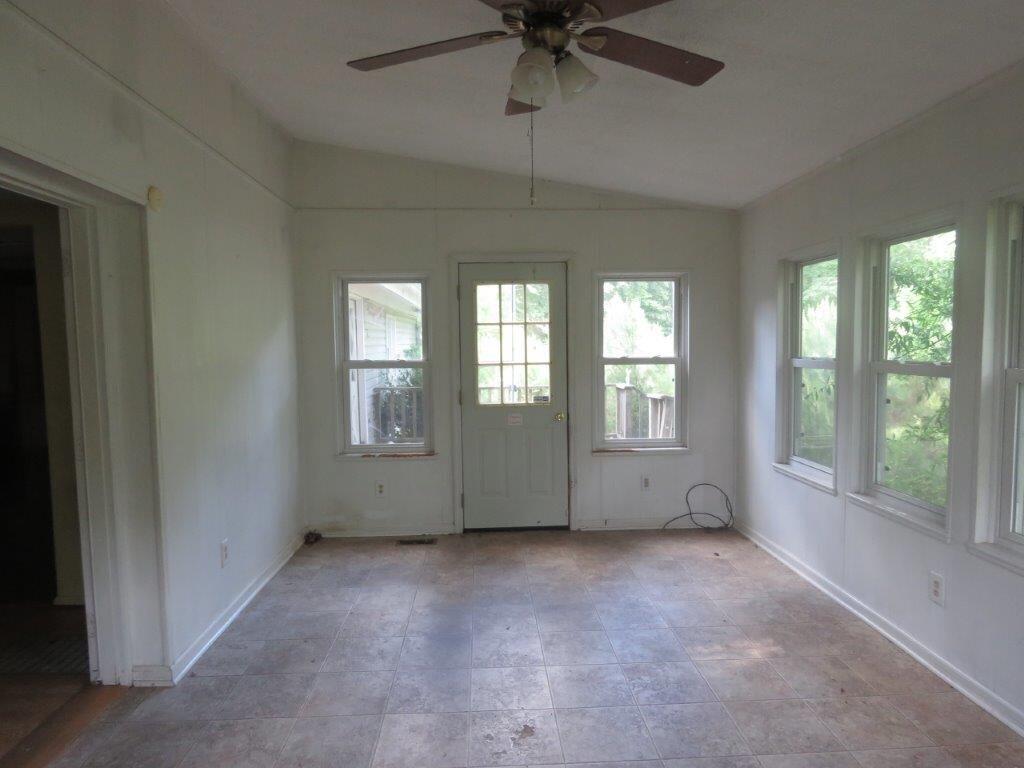 1252 Old Whiskey Road Barnwell, SC 29812 - Photo 3 of 14 47945_2