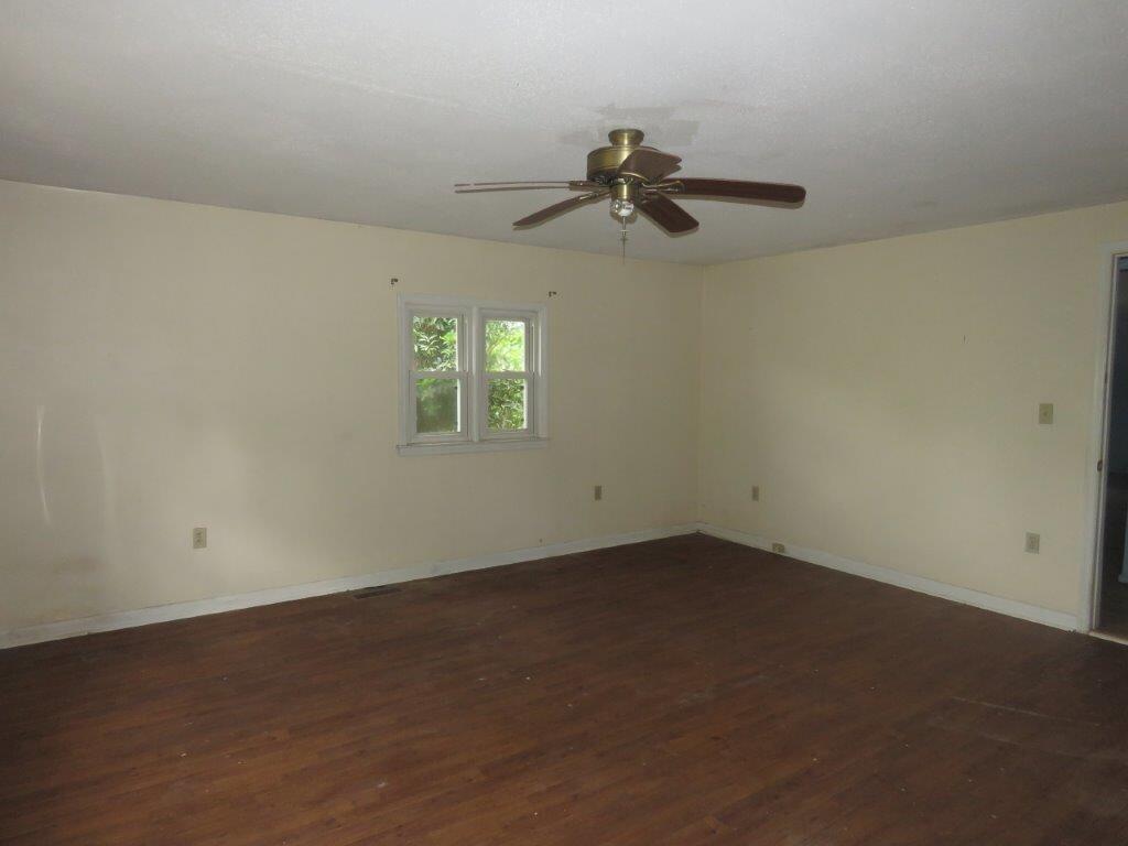 1252 Old Whiskey Road Barnwell, SC 29812 - Photo 5 of 14 47945_4