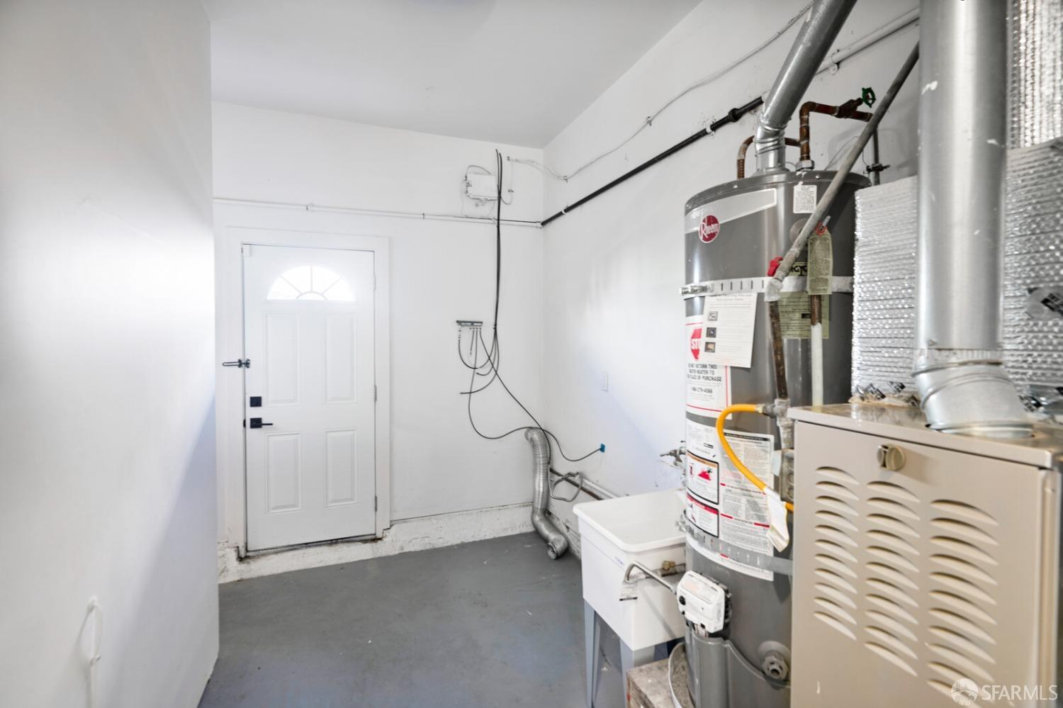 92 Oceanside Drive Daly City, CA 94015 - Photo 13 of 17 a view of a bathroom