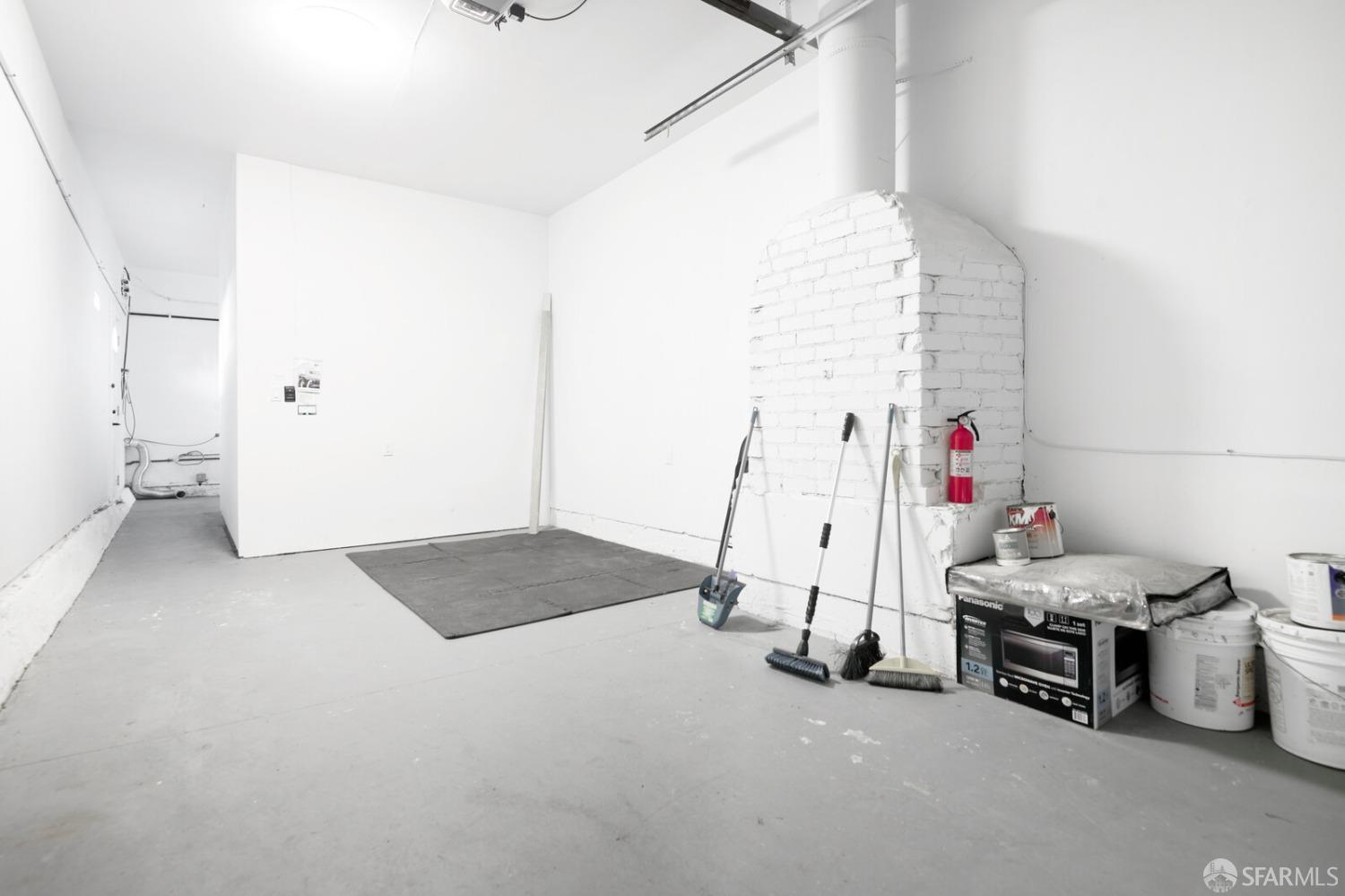 92 Oceanside Drive Daly City, CA 94015 - Photo 15 of 17