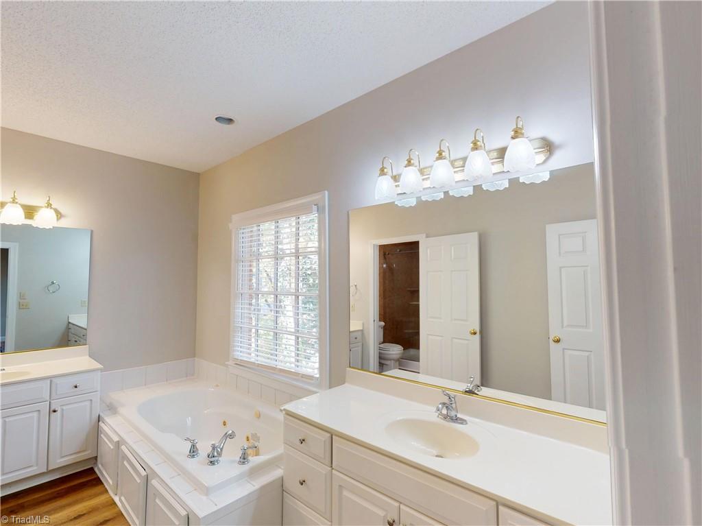 914 Flicker Lane High Point, NC 27262 - Photo 15 of 32