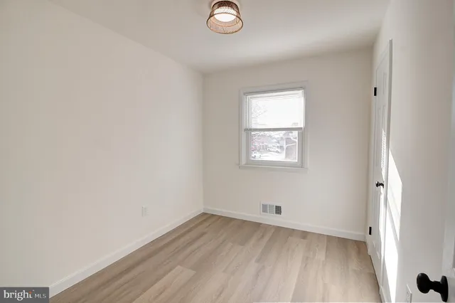 $2,750 | 915 Shawnee Drive, Frederick, MD 21701