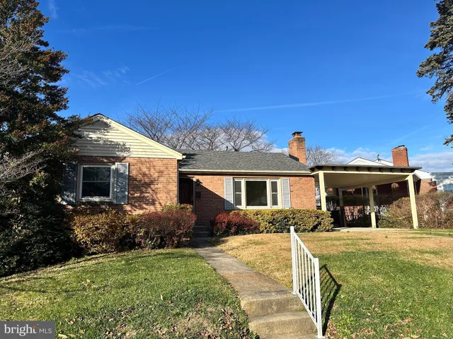 $2,750 | 915 Shawnee Drive, Frederick, MD 21701