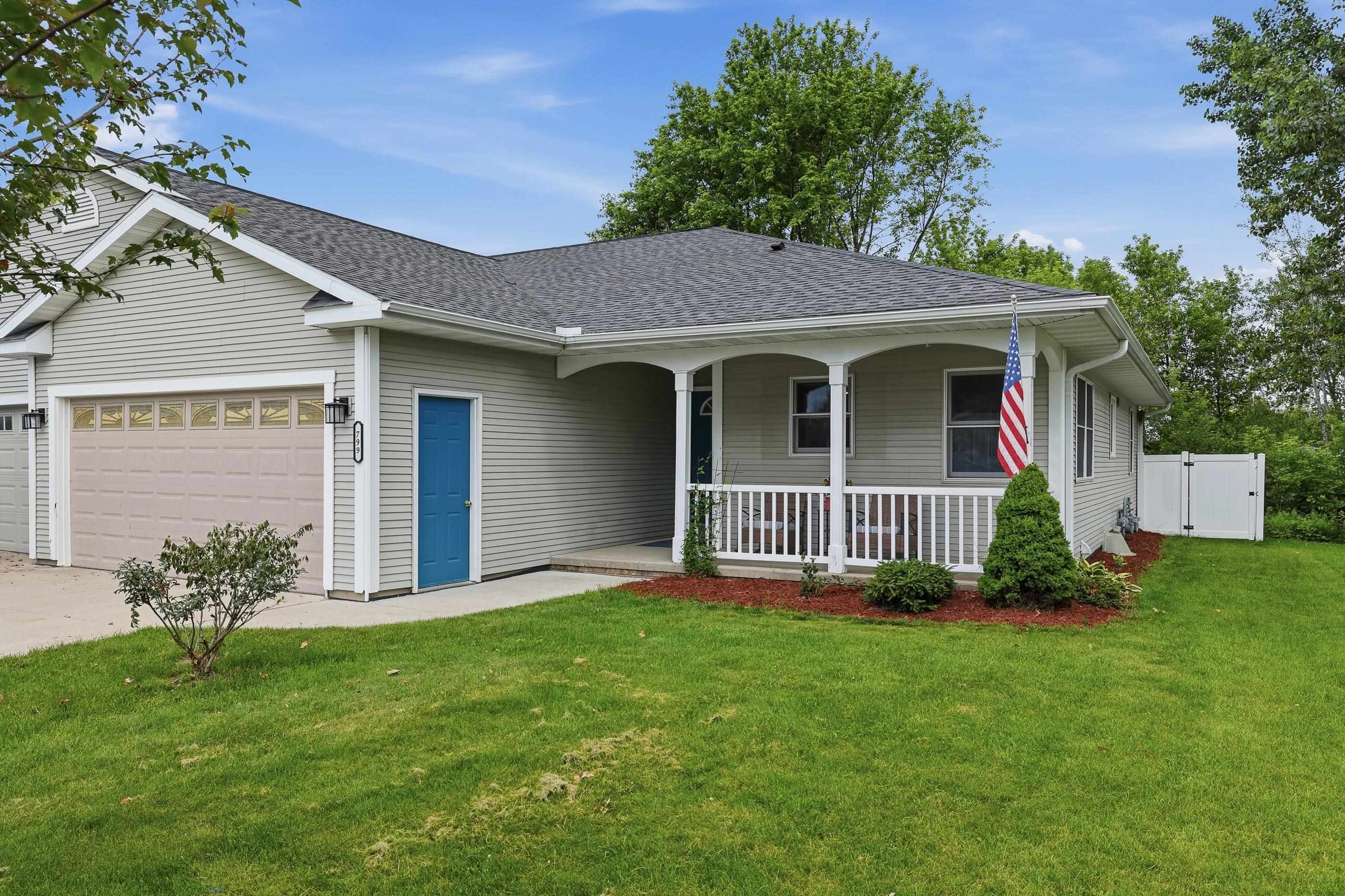 799 Stone Ridge Drive Mosinee, WI 54455 - Photo 2 of 44