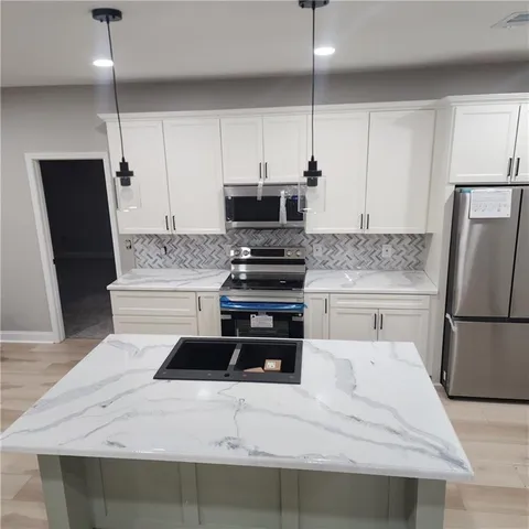 $310,000 | 14404 East 49th Terrace, Kansas City, MO 64136