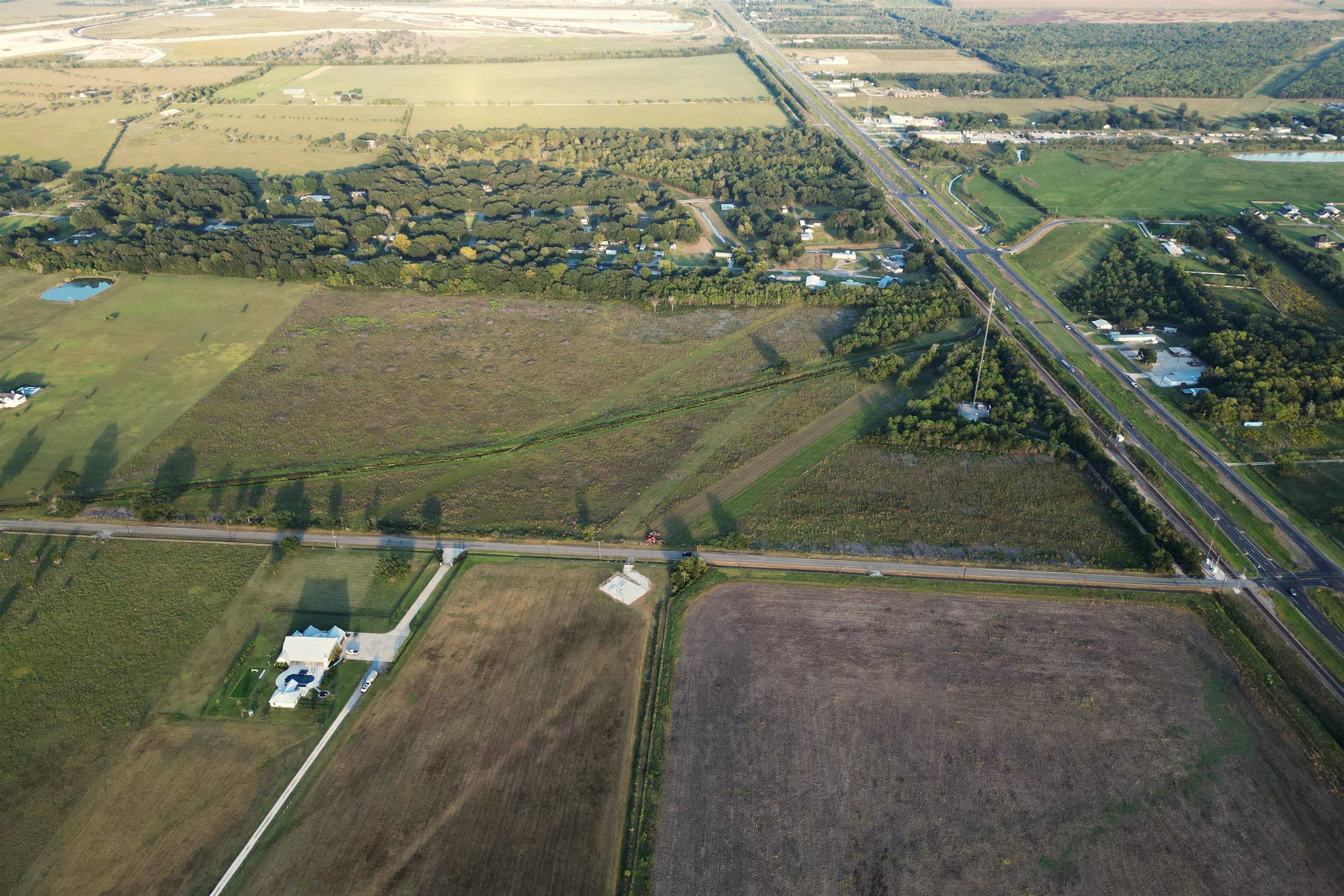 1859 North Meeker Road Beaumont, TX 77713 - Photo 3 of 5