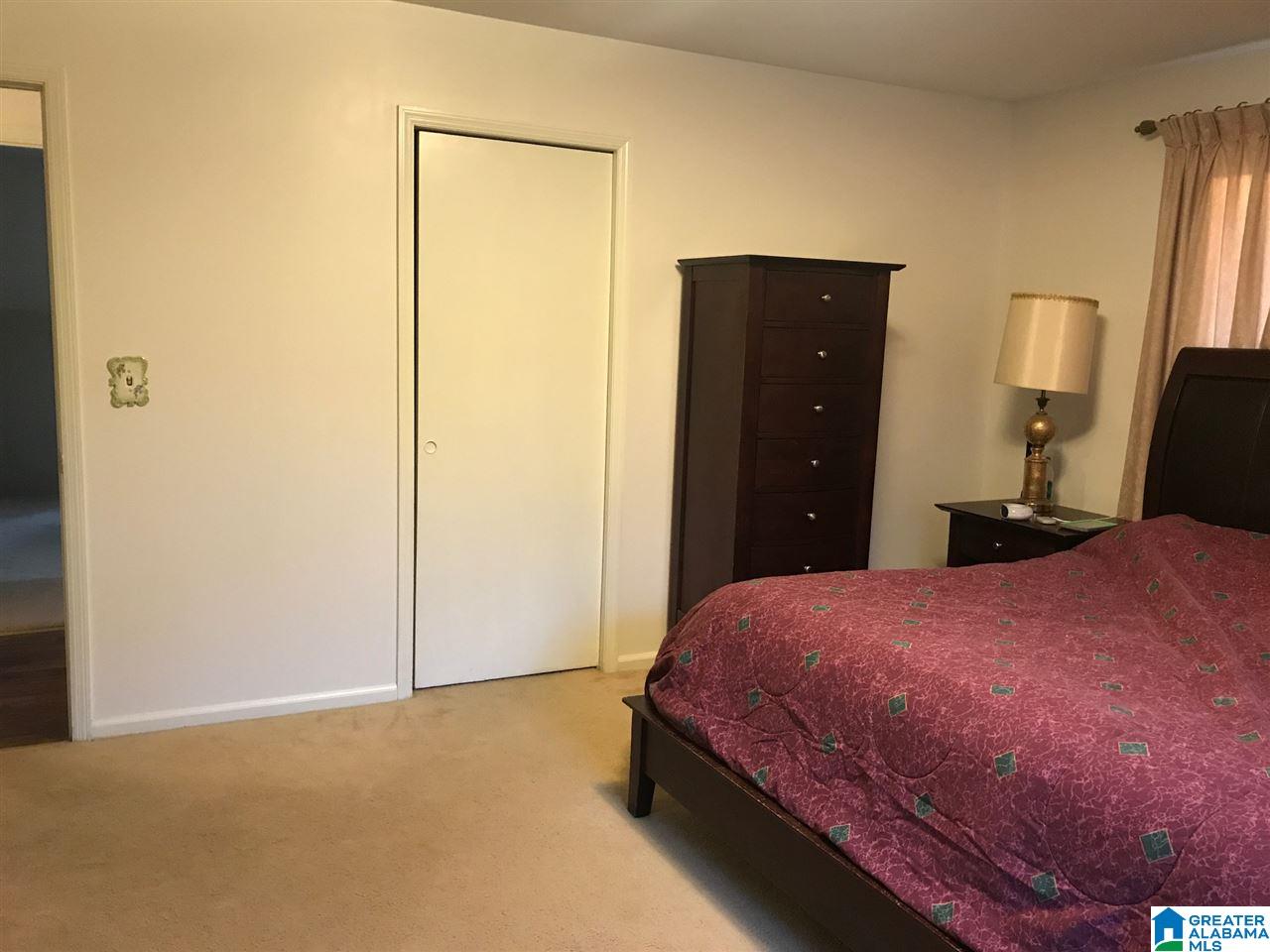 3925 Woodhaven Road Birmingham, AL 35244 - Photo 17 of 26