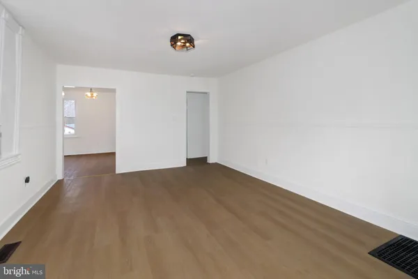 $3,400 | 24369 West Main Street, Unit A, Columbus, NJ 08022