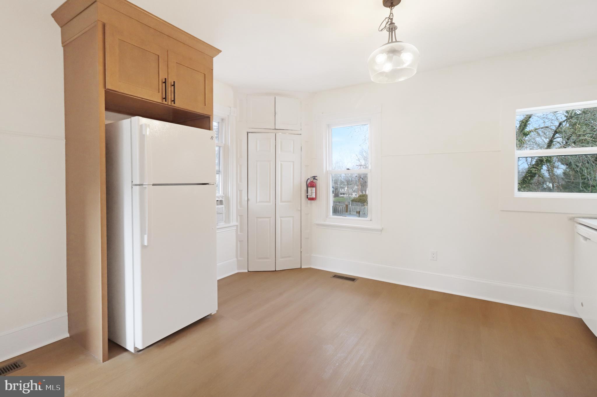 24369 West Main Street, Unit A Columbus, NJ 08022 - Photo 23 of 69 Kitchen
