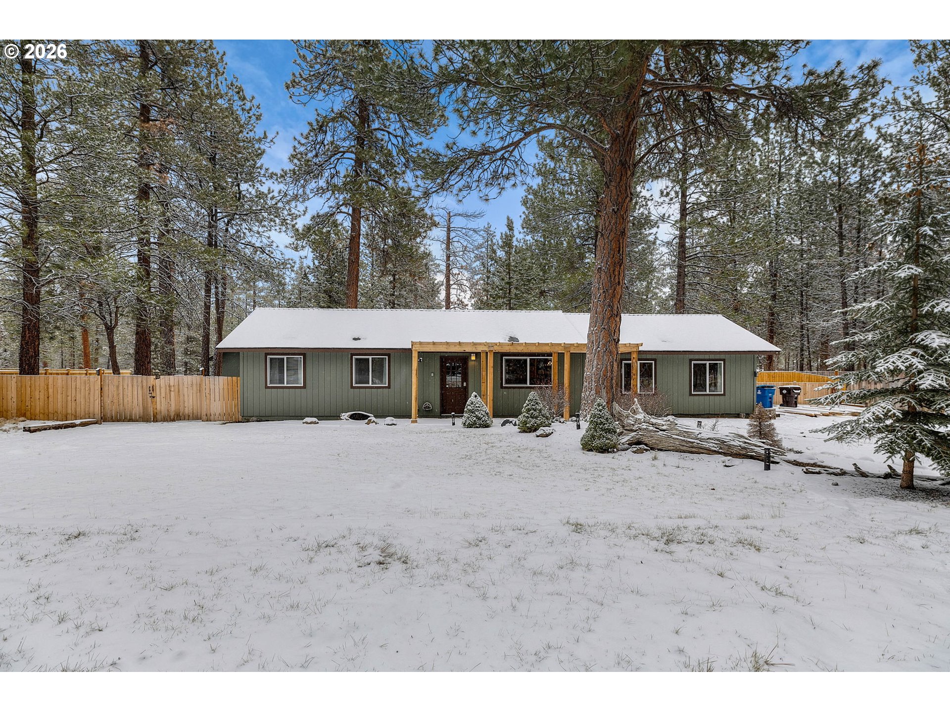 69322 Hackamore Sisters, OR 97759 - Photo 1 of 35