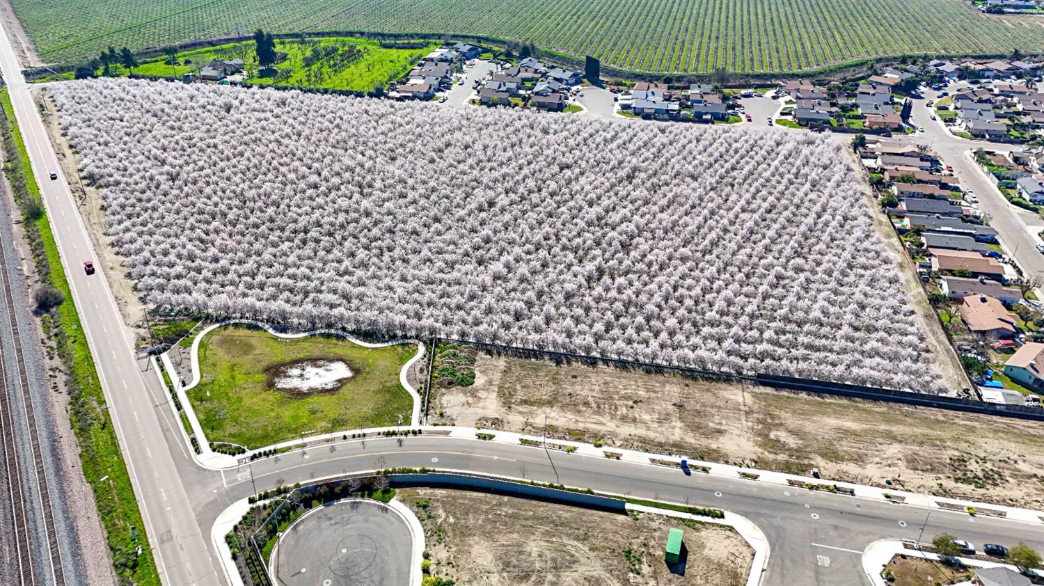0 Santa Fe Avenue Planada, CA 95365 - Photo 12 of 40 a wooden bench sitting in front of a building