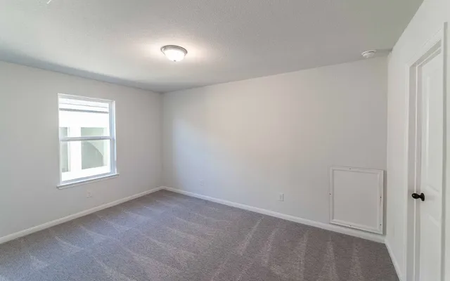 $610,383 | 332 Hollister Drive, Liberty Hill, TX 78642