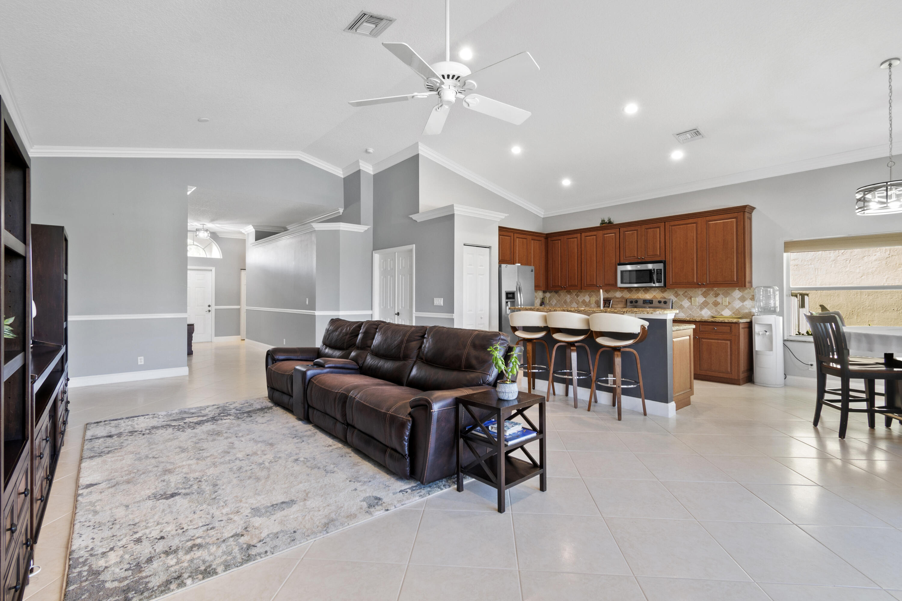 3526 Old Lighthouse Circle Wellington, FL 33414 - Photo 14 of 35 10-LUX1926