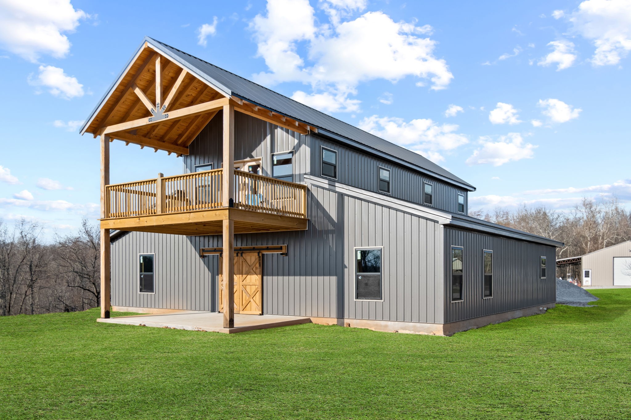 190 Reece Lane Pulaski, TN 38478 - Photo 5 of 70 a front view of house with yard and garage