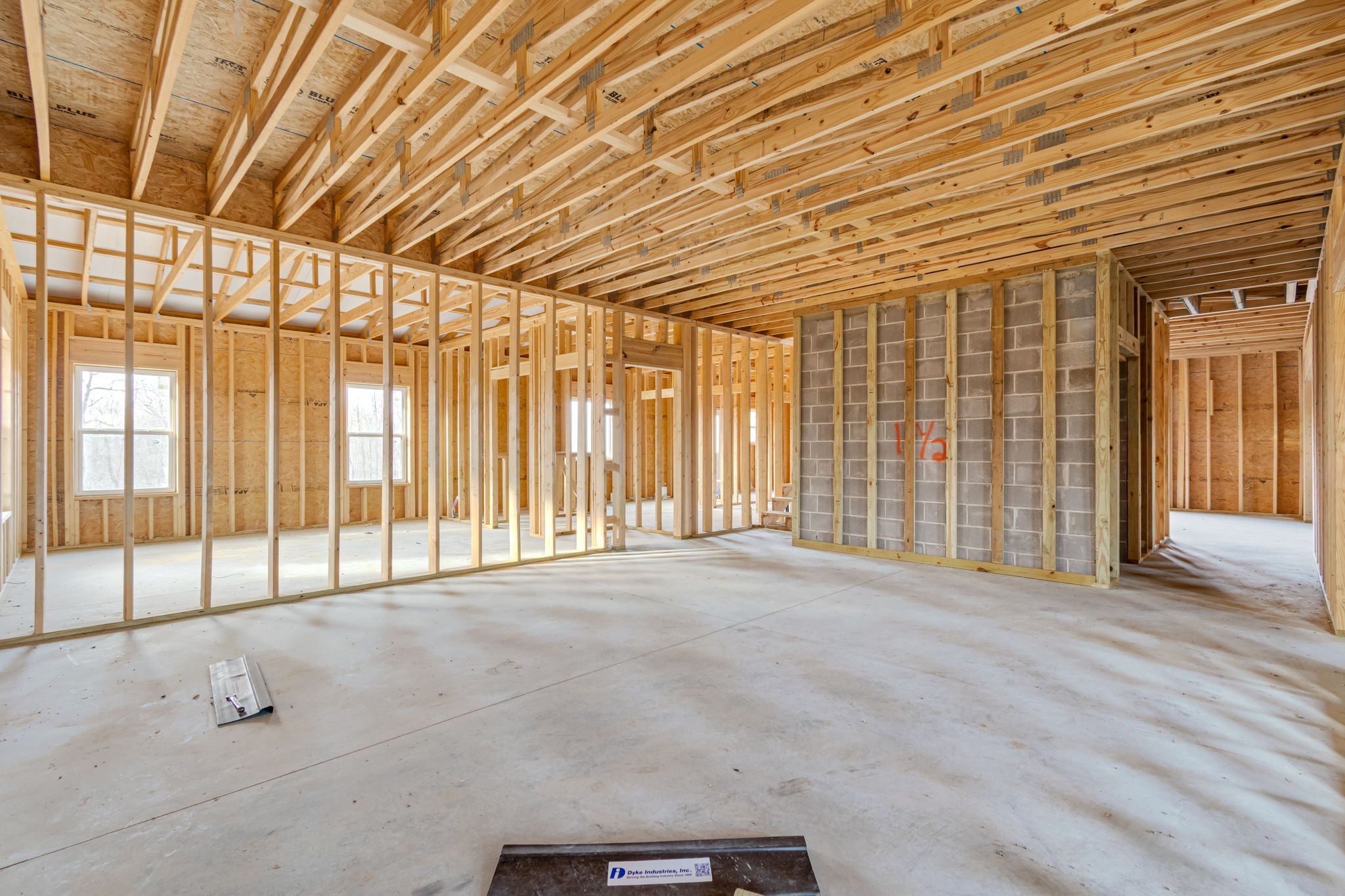 190 Reece Lane Pulaski, TN 38478 - Photo 59 of 70 a view of an empty room with a sliding door