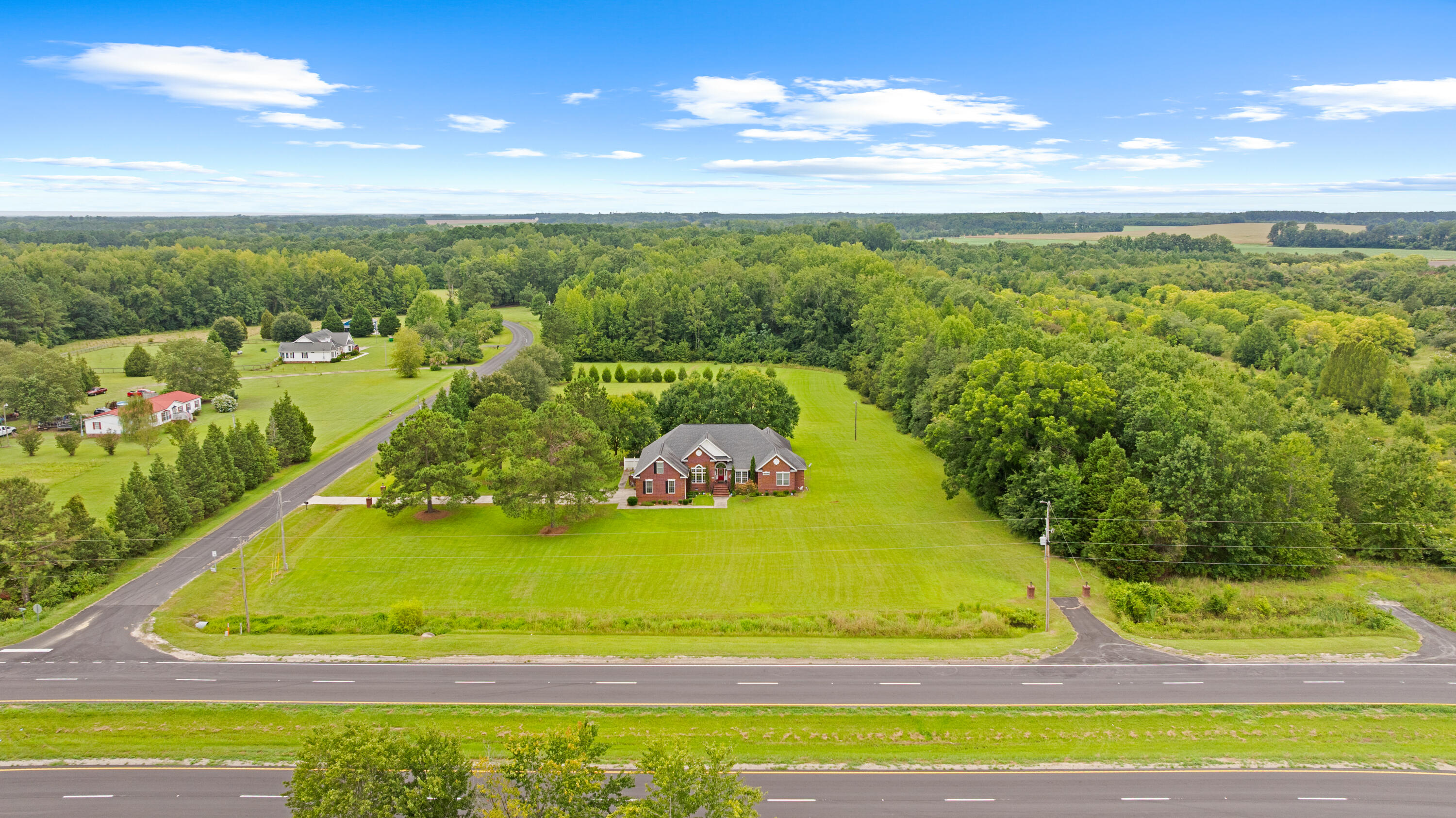 120Mott.NicoleBurbagePhoto-3