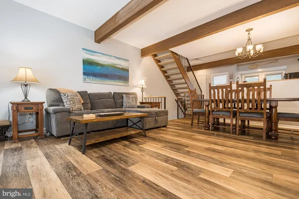 $387,000 | 8 Winding Way, Unit 19D, McHenry, MD 21541
