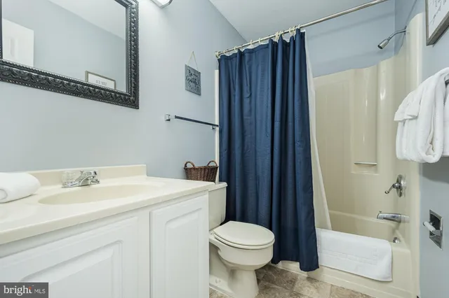 $387,000 | 8 Winding Way, Unit 19D, McHenry, MD 21541