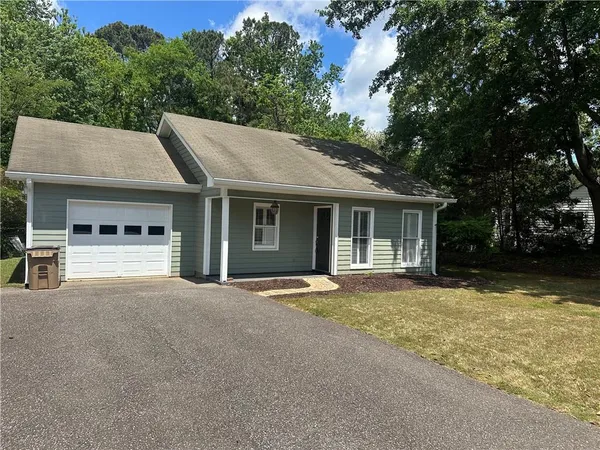 $2,000 | 227 Kelly Mill Road, Cumming, GA 30040