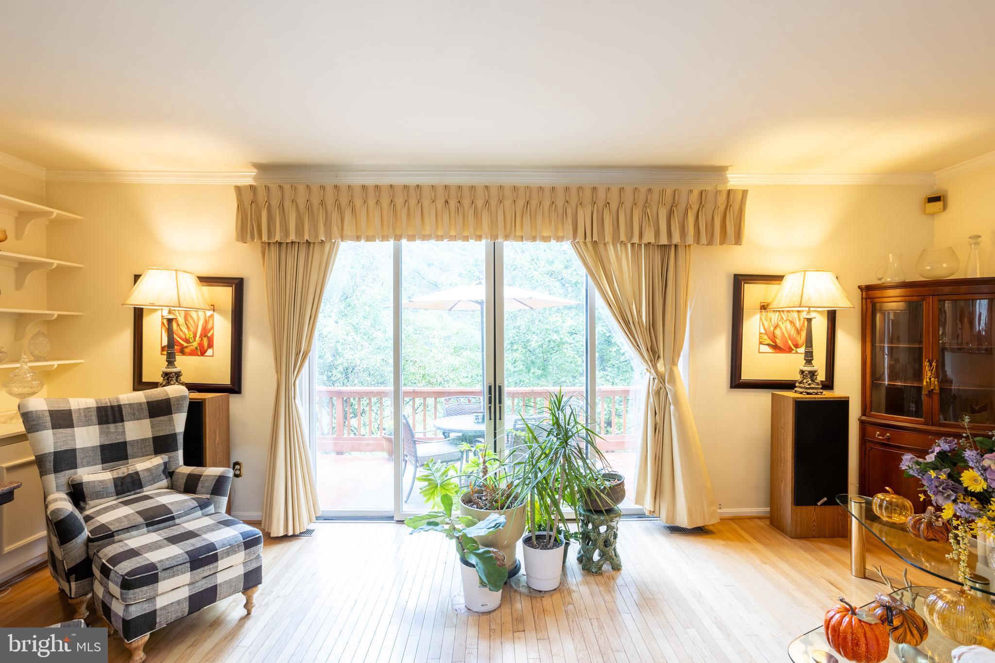 5065 Columbia Road, Unit 18 11 Columbia, MD 21044 - Photo 16 of 51 a view of a living room with furniture and a window
