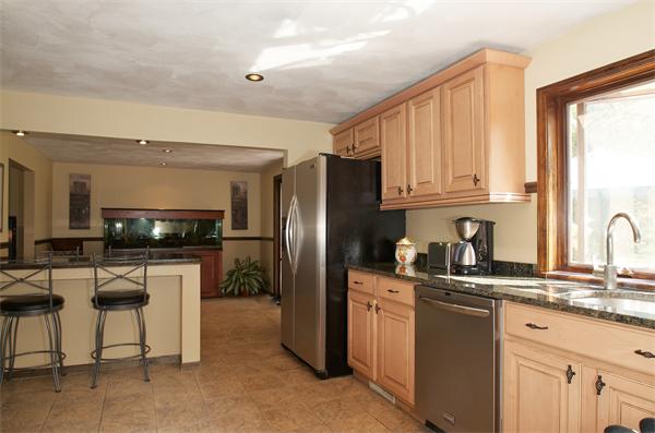 19 Sable Road West Salem, MA 01970 - Photo 6 of 23 Gallery Image 6