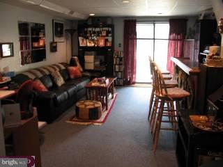 526 Whetstone Road Horsham, PA 19044 - Photo 4 of 6 Gallery Image 4