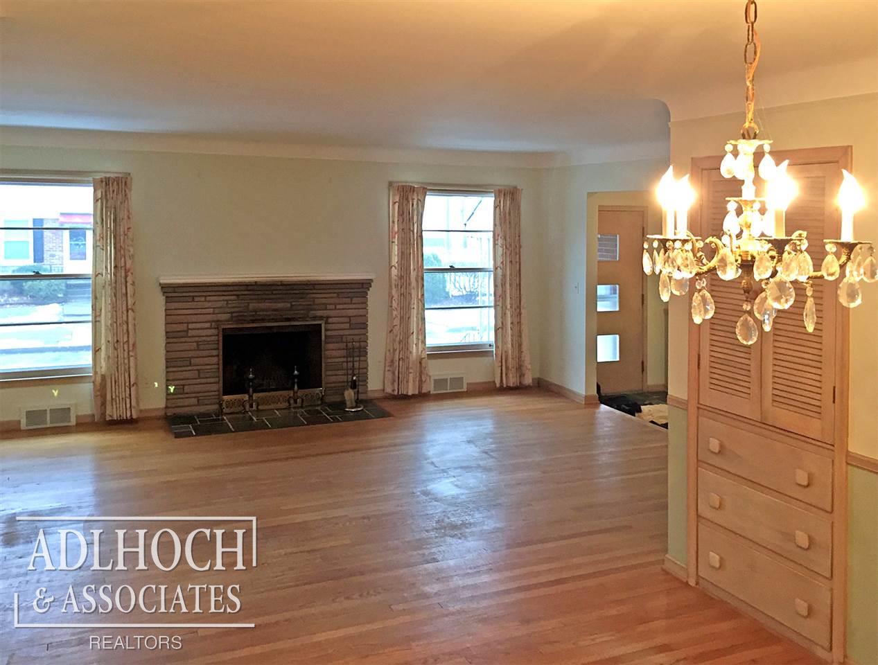 366 Kerby Road Grosse Pointe Farms, MI 48236 - Photo 3 of 14