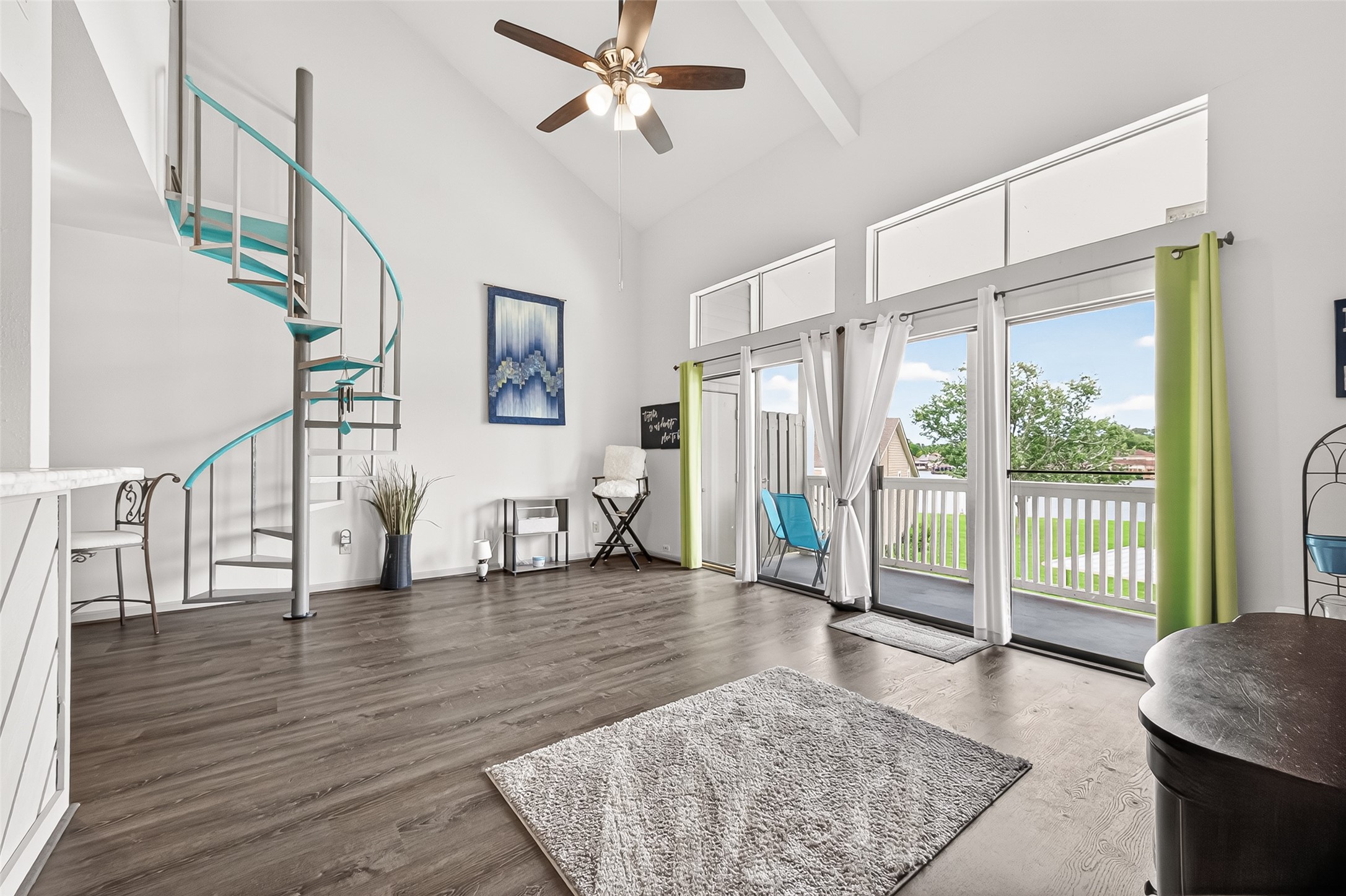 168 April Point Drive South, Unit 168 Conroe, TX 77356 - Photo 13 of 39 a view of an entryway with wooden floor