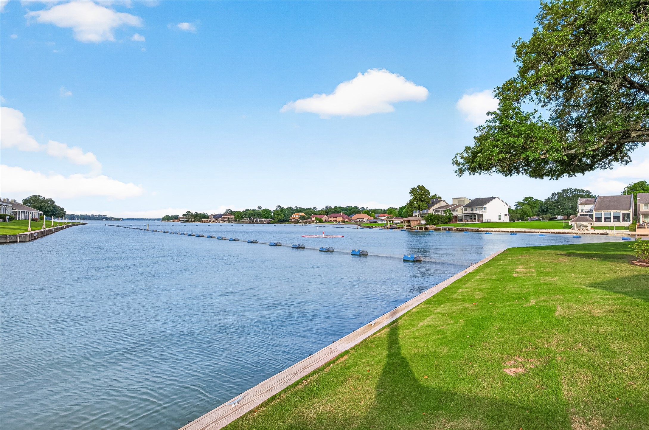 168 April Point Drive South, Unit 168 Conroe, TX 77356 - Photo 33 of 39