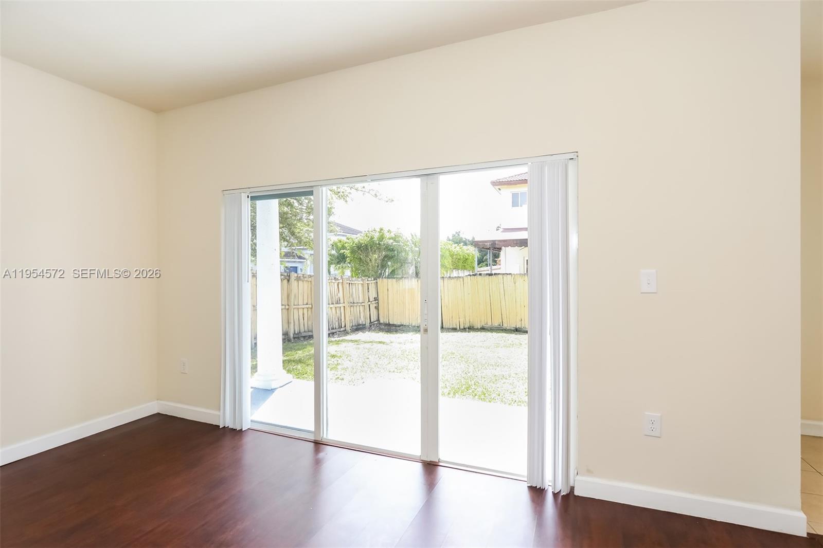 15464 Southwest 18th Lane Miami, FL 33185 - Photo 5 of 15