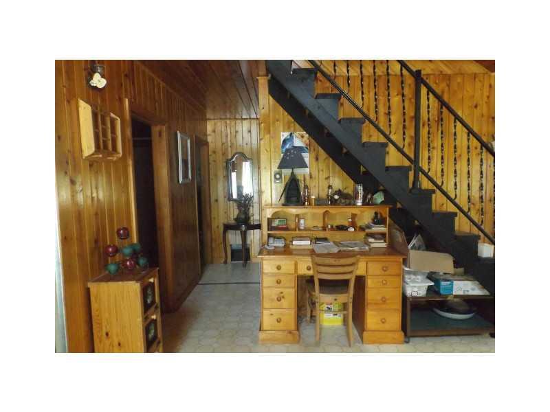 29 Shady Lane Millinocket, ME 04462 - Photo 17 of 32 Interior Space/Layout.