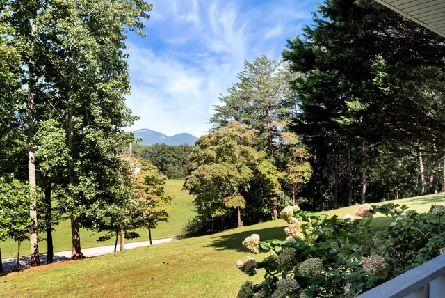 $429,900 | 303 Jennys Cove Road, Cleveland, GA 30528