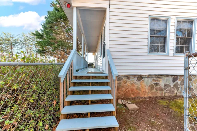 $429,900 | 303 Jennys Cove Road, Cleveland, GA 30528