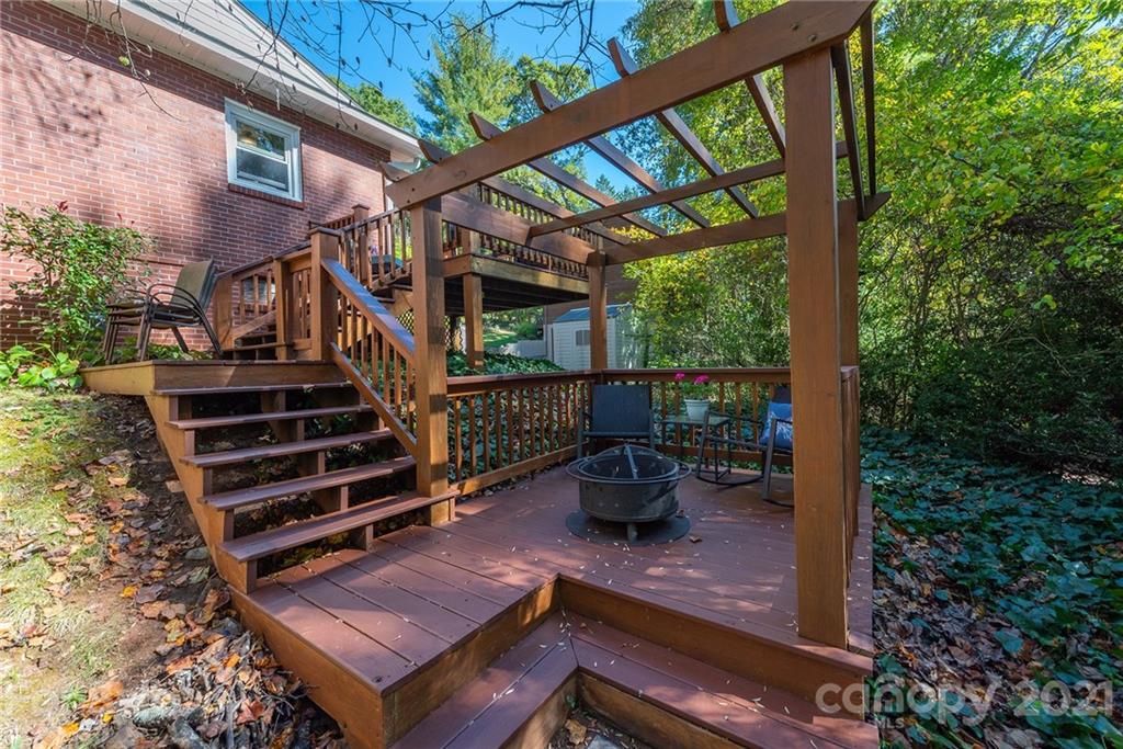 156 Beverly Road Asheville, NC 28805 - Photo 26 of 39 Gallery Image 26