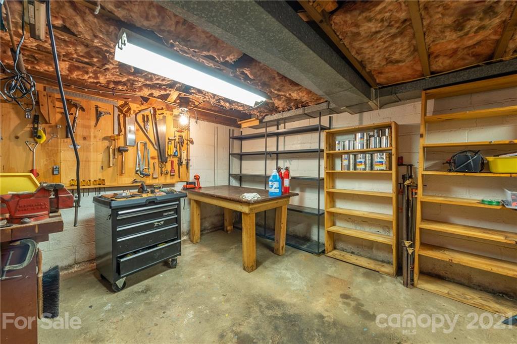 156 Beverly Road Asheville, NC 28805 - Photo 35 of 39 Gallery Image 35